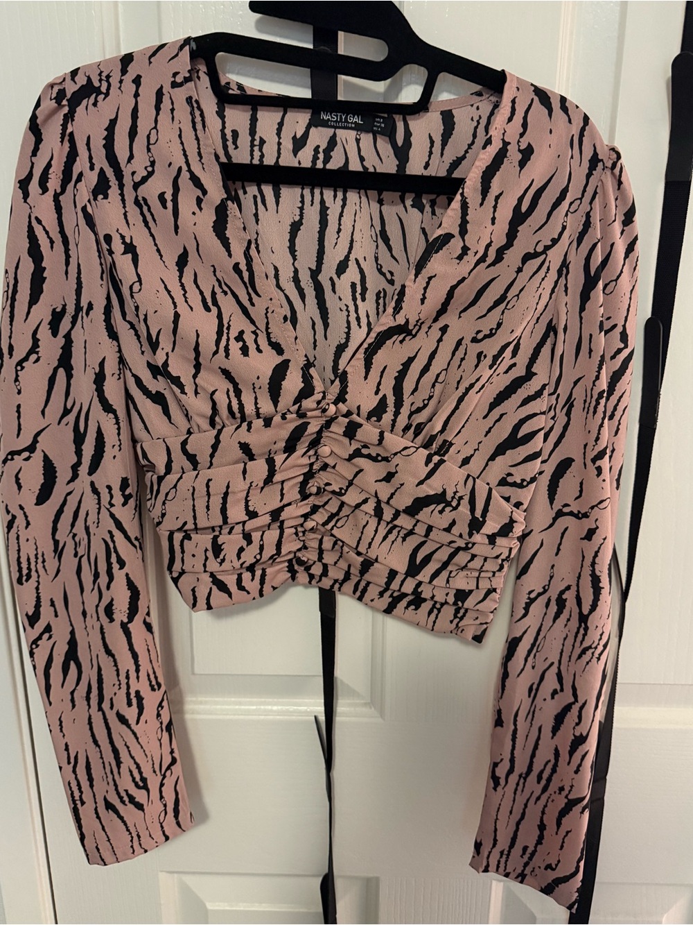 Nasty Gal Pink Black Ruched V-Neck Long Sleeve Crop Top